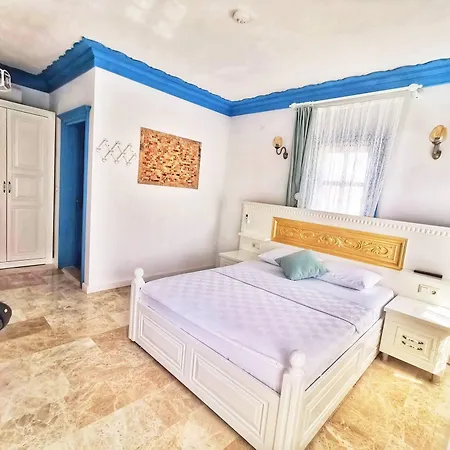 La Petra Boutique *